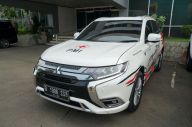 PMI Pakai Mitsubishi...