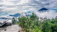Menyusuri Dieng Selama...