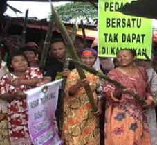 Batal digusur, warga...