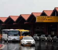 Pintu M1 Bandara Soetta...