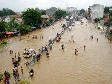 Banjir datang lagi,...