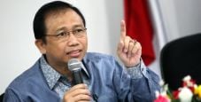 Ketua DPR mestinya tak...