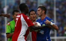 Radovic jadi hero, Persib...