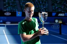 Saville juara putra,...