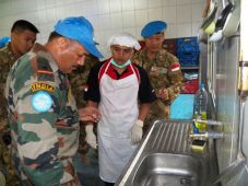 UNIFIL periksa kebersihan...