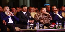 Besarkan partai, masalah...
