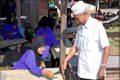 Produksi meningkat,...
