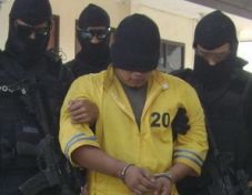 Adik bomber Cirebon...