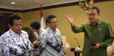 Ketua DPD tekankan pentingnya...