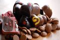 Sepaket cokelat kasih...