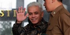 Hatta Rajasa enggan...