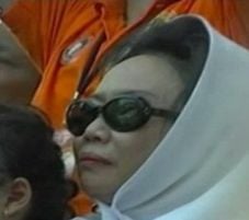 Nunun minta disuntik...