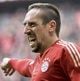 Bayern menggelontor...