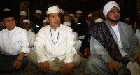 KPK didatangi 4 pria...