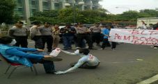 Mahasiswa: BBM hajat...