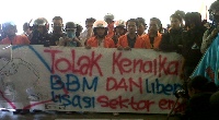 Dialogkan kenaikan BBM...