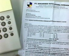 Telkom tidak relevan...