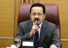 Faisal Basri Sumpahin...