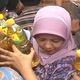 Warga Jombang berebut...