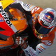 Lengan kanan Stoner...