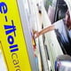 Pakai e-Toll card, dapat...