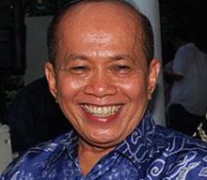 Menteri UMKM naik bus...