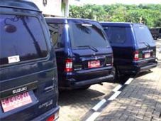 Pelaku gadaikan 34 mobil...