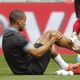 Cedera, Walcott terancam...