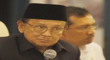 Habibie: Pelemahan bursa...