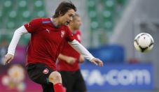 Rosicky akui Ceko dihantui...