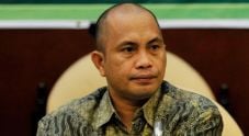 Politik dan Sepak Bola