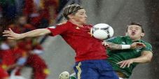 Spanyol bombardir Irlandia
