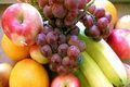 Buah impor tumbuh subur