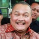 Alex bantah lakukan...