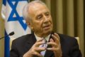Peres: Israel harus...