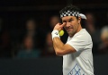 Pat Cash, siap berikan...