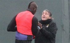 Berkelahi, Mancini dan...