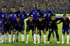 Haruskah klub Indonesia...