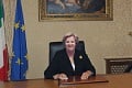 Italia desak pelaku...