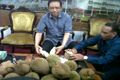 Marzuki Alie pesta durian...