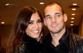 Istri Sneijder bujuk...