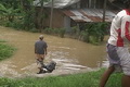 Banjir di KM 57, warga...