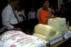 Awas, beredar mie berformalin...