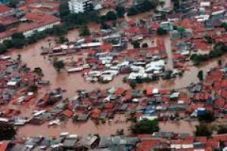 Banjir Jakarta makin...