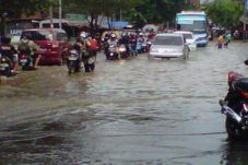 Banjir Ciledug, akses...