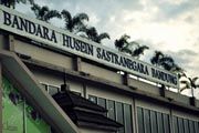 Perluasan bandara Husein...
