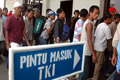 Tergiur penghasilan,...