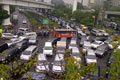 Kali Grogol meluap,...