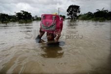 Jumlah pengungsi banjir...