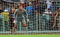 Stekelenburg tertarik...
